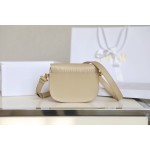 New beige ‼️ small 𝘾-𝟎𝟖𝟏 𝙙𝙞𝙤𝙧 𝙗𝙤𝙗𝙗𝙗𝙮