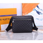 Louis Vuitton M41034 black small new men's crossbody