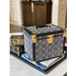 Christmas spin decanter wooden box gift box