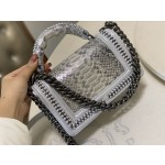 𝗖𝗵𝗮𝗻𝗲𝗹𝗟𝗲𝗯𝗼𝘆 Imported python skin with the latest heavy metal handle bag in lambskin