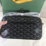 GOYARD Crossbody Camera Bag W26