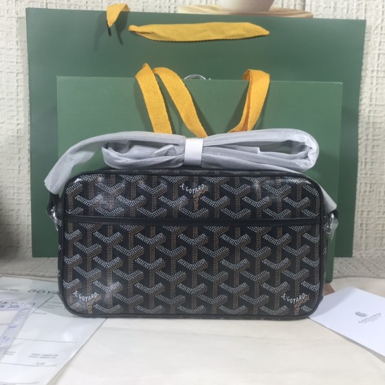 GOYARD Crossbody Camera Bag W26