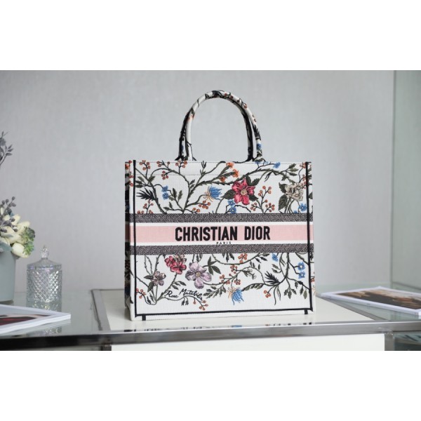 DIOR TOTE Moonflower