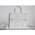 DIOR TOTE Grey Tiger