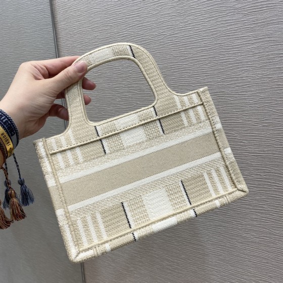 Mini Apricot Stripes  Tote's latest stripes collection