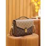 Louis Vuitton 𝙋𝙊𝘾𝙃𝙀𝙏𝙏𝙃 𝙈𝙀𝙏𝙄𝙎 M44876 messenger bag