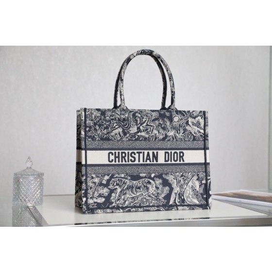 DIOR TOTE blue embroidery