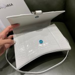 BALENCIAGA 𝐇𝐨𝐮𝐫𝐠𝐥𝐚𝐬𝐬𝐬 𝐒 crocodile-textured cowhide