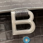 BALENCIAGA 𝐇𝐨𝐮𝐫𝐠𝐥𝐚𝐬𝐬𝐬 𝐒 crocodile-textured cowhide