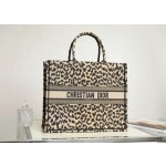 DIOR TOTE Leopard Print Shopping Bag