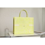 DIOR TOTE Fluorescent green embroidery