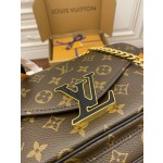 Louis Vuitton M45592