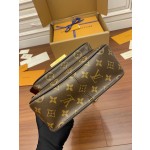 Louis Vuitton M45592