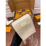 Louis Vuitton M80449 leather is genuine OEM Italian A-grade leather