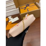 Louis Vuitton Mahjong bag M80501