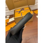 Louis Vuitton Mahjong bag M80732