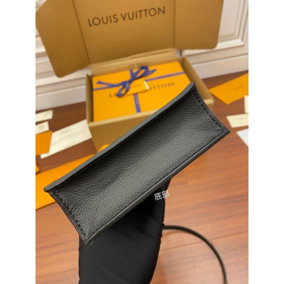 Louis Vuitton M80478 leather is genuine OEM Italian A-grade leather