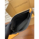 Louis Vuitton exclusive starting model: N41696