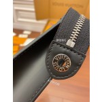 Louis Vuitton exclusive starting model: N41696