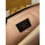 Louis Vuitton exclusive starting model: M57790