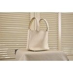 picotin18 milkshake white wrist with chicken yellow TC skin