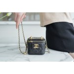 𝗖𝗛𝗔𝗡𝗘𝗟 ❥𝟚𝟘𝟚1 Advanced Handcraft Workshop Double Golden Ball 𝑴𝒊𝒏𝒊 box bag