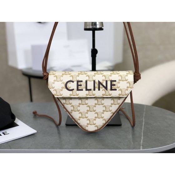 CELINE 𝑇𝑟𝑎𝑛𝑔𝑙𝑒 〰 Triangle bag model: 195902