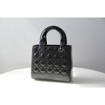 Dior five grid lacquer leather gun deduction number 44532