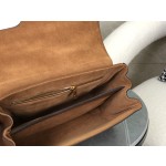 CELINE 𝗠𝗜𝗡𝗜𝗦𝗢𝗙𝗧𝟭𝟲 Model: 10L353