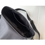 Louis Vuitton Messenger MM Voyager Messenger Bag
