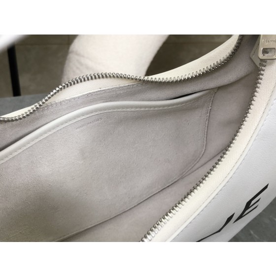 CELINE 𝐀𝐕𝐀 Full Leather Underarm Bag Model: 193953