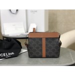 CELINE 𝗖𝗔𝗕𝗔𝗔𝗦𝗗⻼𝗙𝗥𝗔𝗡𝗖⻼⻼ "Bento Bag" Model: 191992