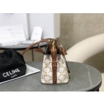 CELINE 𝗖𝗔𝗕𝗔𝗔𝗦𝗗⻼𝗙𝗥𝗔𝗡𝗖⻼⻼ "Bento Bag" Model: 191992