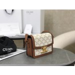 CELINE Triumphal Arch Old Flower Tofu Bun Model: 188882