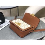 CELINE Triumphal Arch Old Flower Tofu Bun Model: 188882