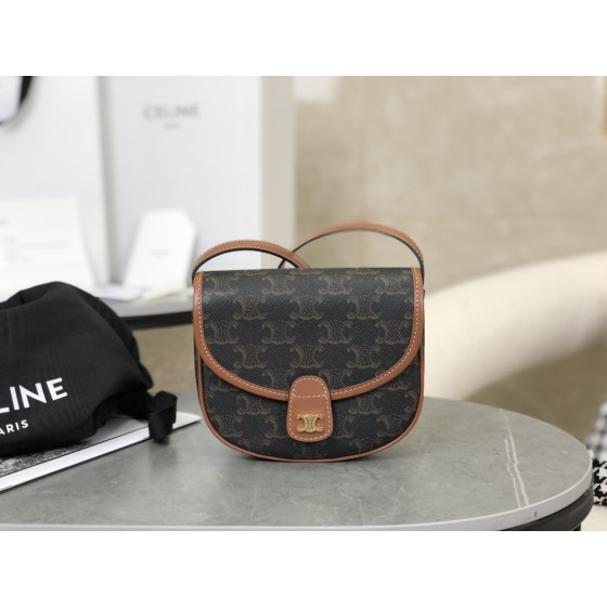 CELINE 𝑀𝑛𝑛𝑛 Saddle bag model: 196702
