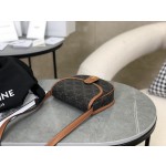 CELINE 𝑀𝑛𝑛𝑛 Saddle bag model: 196702
