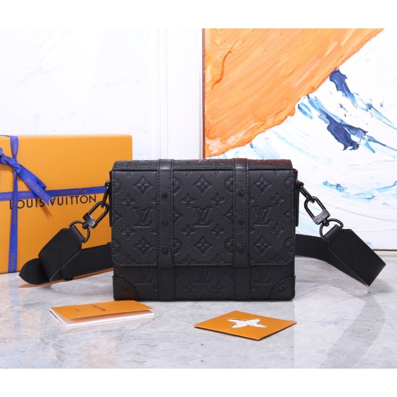 Louis Vuitton M45727 This small cuboid Trunk messenger bag