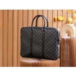Louis Vuitton 𝐏𝐎𝐑𝐓𝐄 𝐃𝐎𝐂𝐔𝐌𝐄𝐍𝐓𝐒 𝐕𝐎𝐘𝐀𝐆𝐄 Briefcase M41478