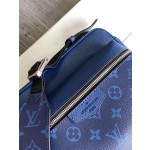 Louis Vuitton LU OUTDOOR messenger bag