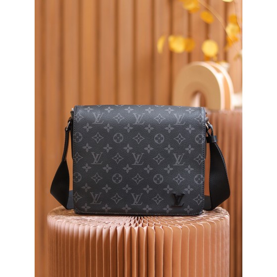 Louis Vuitton 𝐃𝐈𝐒𝐓𝐑𝐈𝐂𝐓 shoulder bag M44000 yy#850