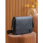 Louis Vuitton 𝐃𝐈𝐒𝐓𝐑𝐈𝐂𝐓 shoulder bag M44000 yy#850
