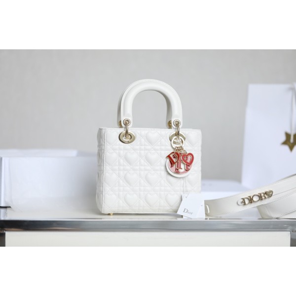 Dior Lady four compartments Tanabata section white ▫️DR-091