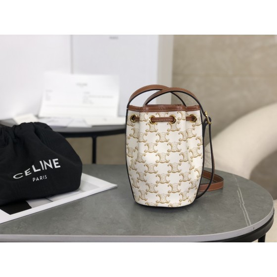 CELINE 𝗧𝗿𝗶𝗼𝗺𝗽𝗵𝗲𝗠𝗶𝗻𝗶 Mini bucket model: 10H492