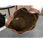 CELINE 𝗧𝗿𝗶𝗼𝗺𝗽𝗵𝗲𝗠𝗶𝗻𝗶 Mini bucket model: 10H492