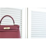 Kelly28 garnet red togo leather gold buckle