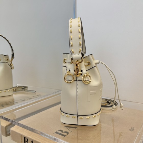 FENDI Mon tresor bucket bag