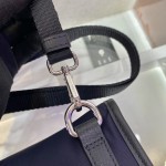 Prada messenger bag 🎉 2ZH108