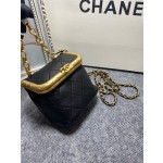 CHANEL Advanced Handicraft Workshop Series Large AS1886