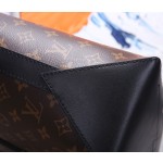 Louis Vuitton Week-End Tote Bag